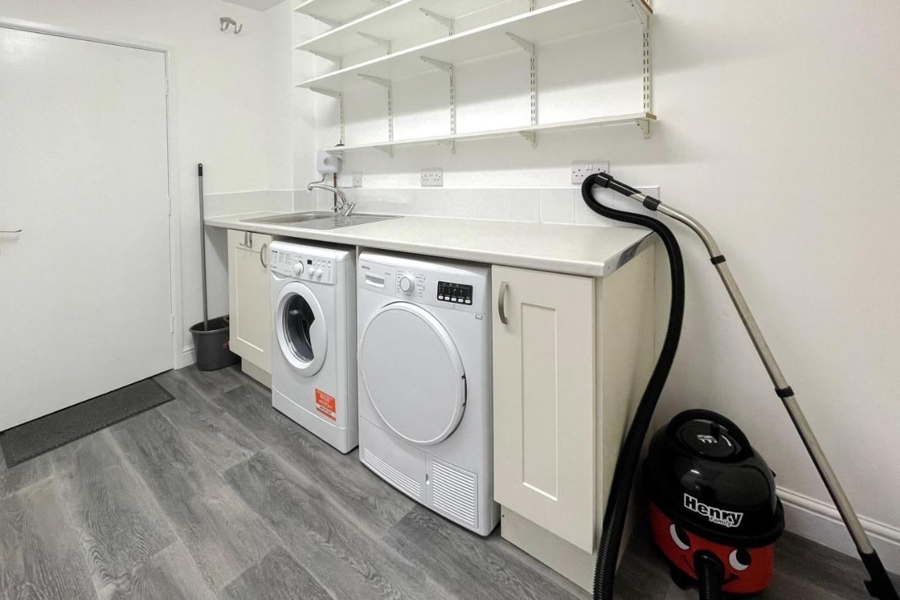 Wester-Moor Comfy Modern House In Barnstaple By Staystay Com Eksteriør billede